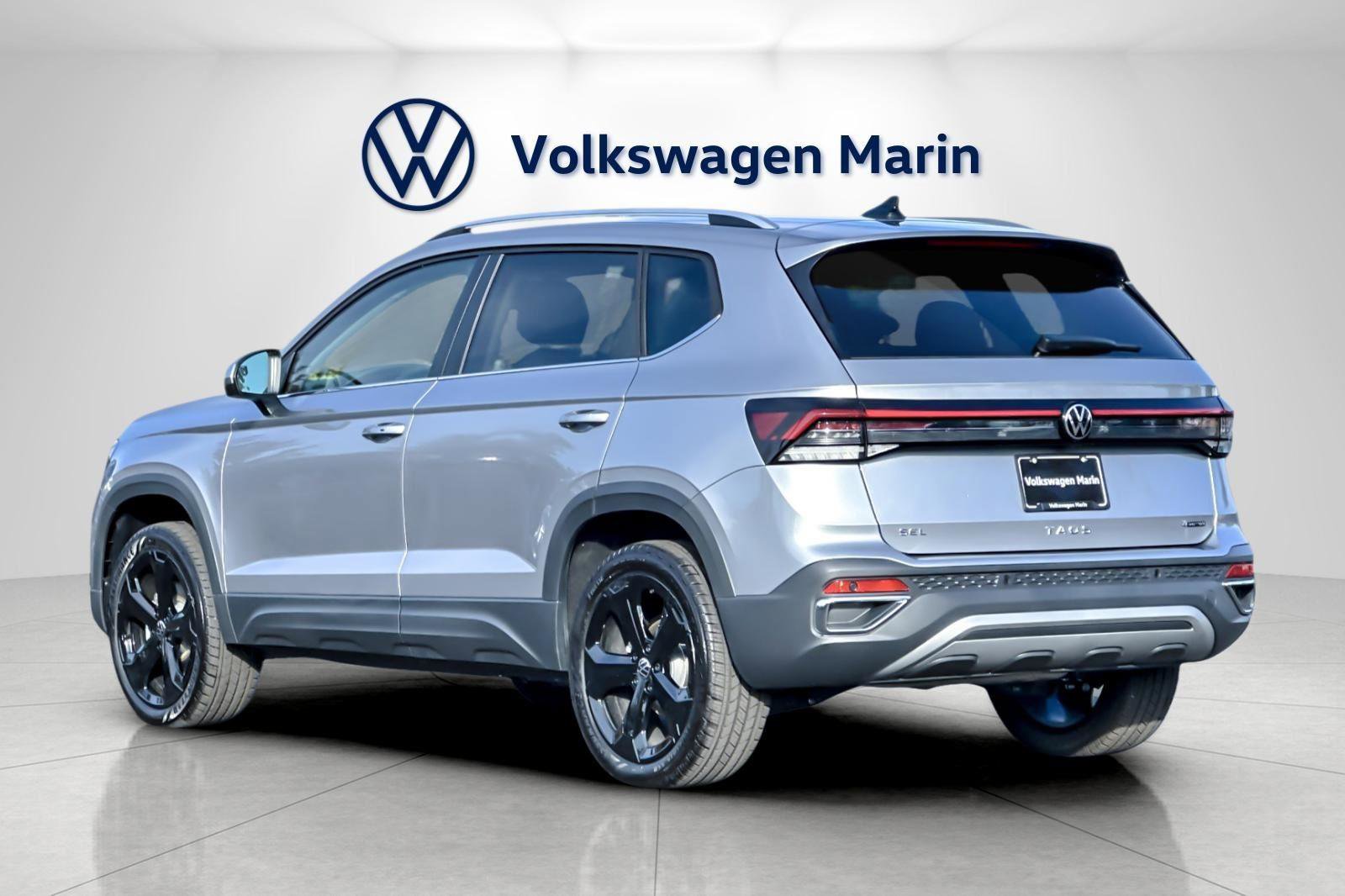 New 2026 Volkswagen Taos SEL image 3
