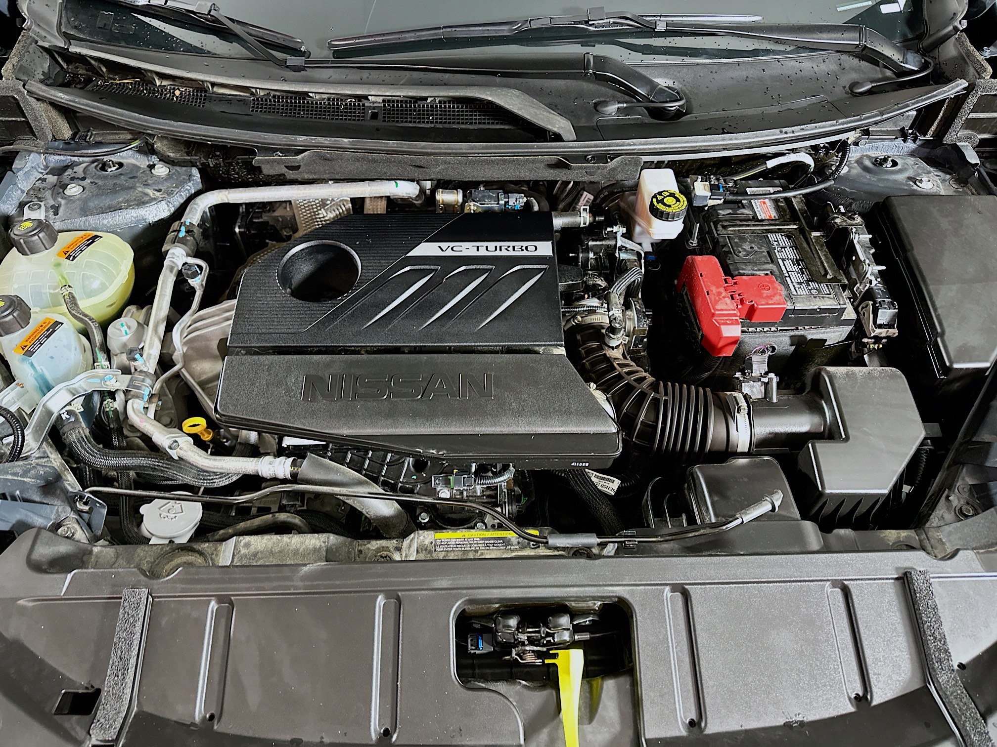 Used 2025 Nissan Rogue SV image 32