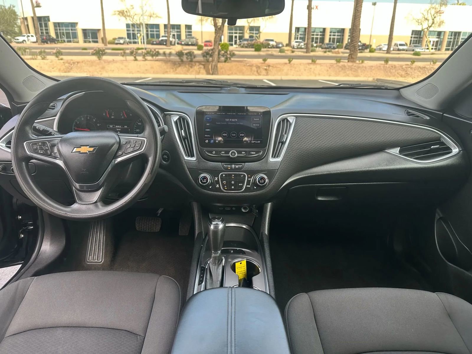 Used 2020 Chevrolet Malibu LT image 16