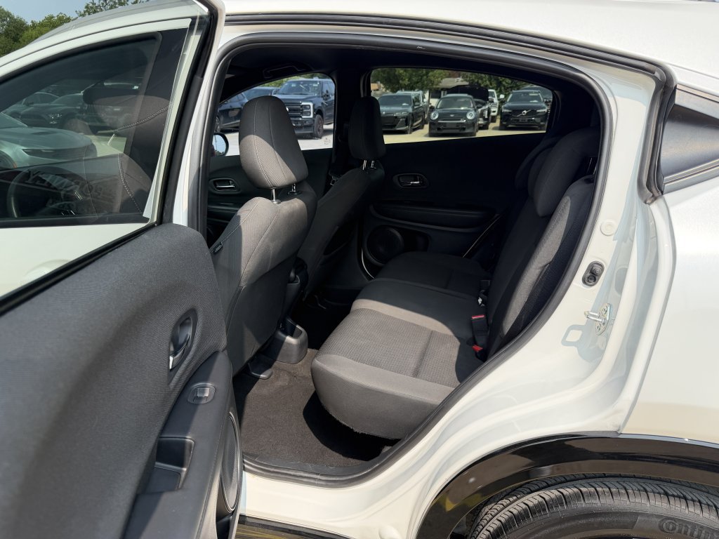 Used 2022 Honda HR-V Sport image 17