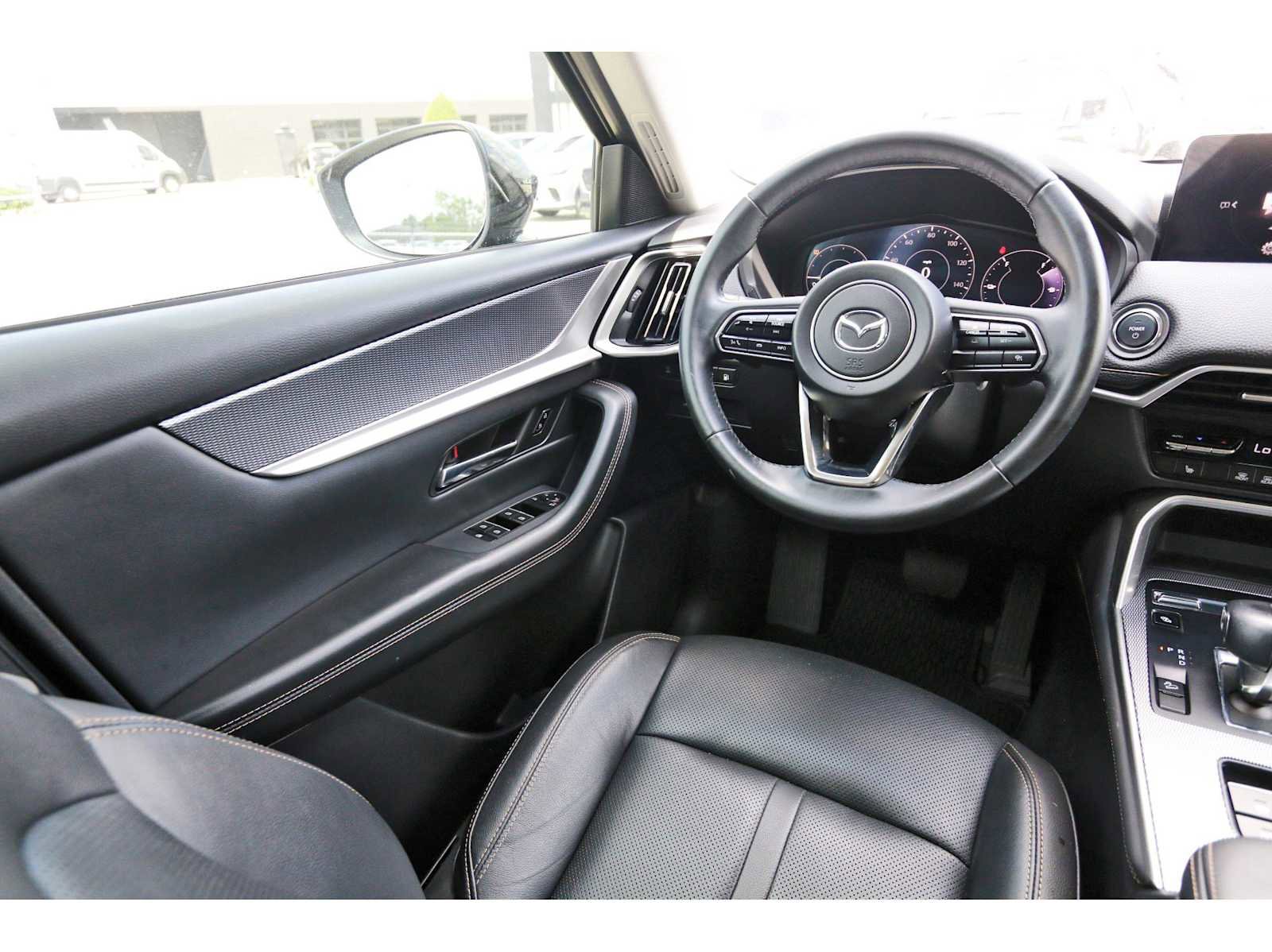 Used 2025 MAZDA CX-90 Plug-In Hybrid w/ Preferred image 6
