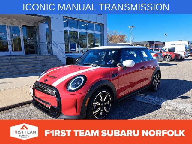 Used 2024 MINI Cooper S image 1