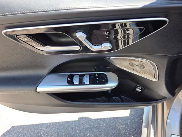 Used 2024 Mercedes-Benz C 300 Sedan image 17