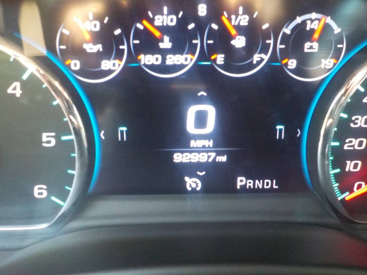 Used 2018 GMC Yukon XL Denali w/ Open Road Package AWD/4WD image 9