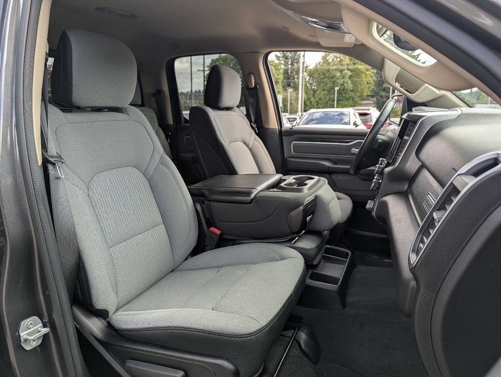 Used 2020 RAM 1500 Big Horn AWD/4WD image 38