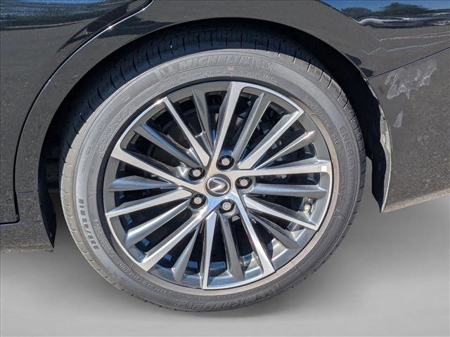 Used 2024 Lexus ES 300h w/ Premium Package image 23