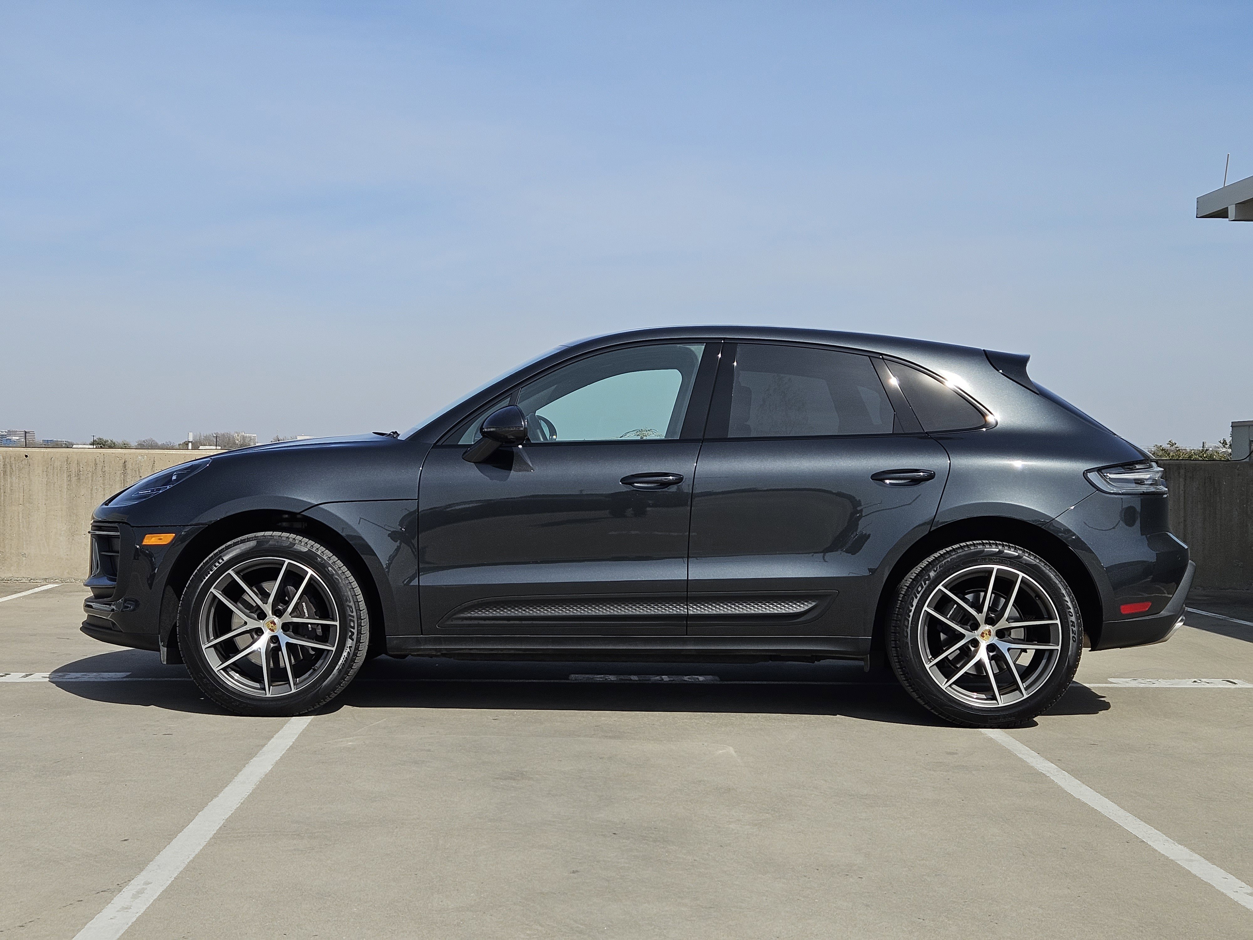 Used 2023 Porsche Macan Turbo video 2