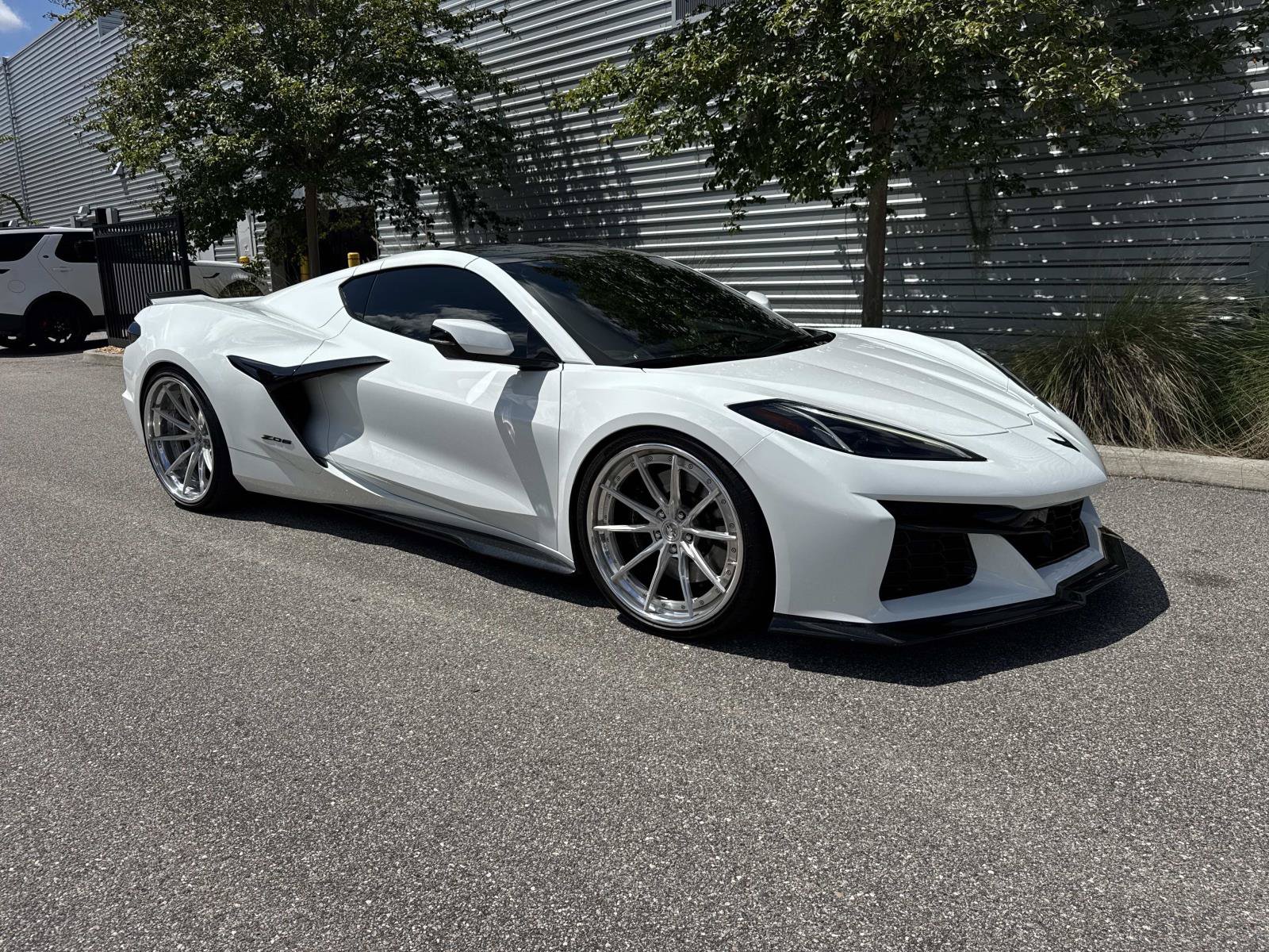Used 2024 Chevrolet Corvette Z06 w/ Battery Protection Package RWD image 4