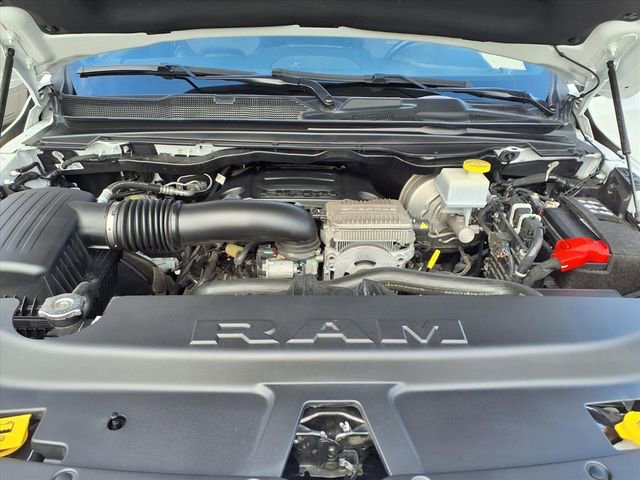 Used 2023 RAM 1500 Laramie AWD/4WD image 12