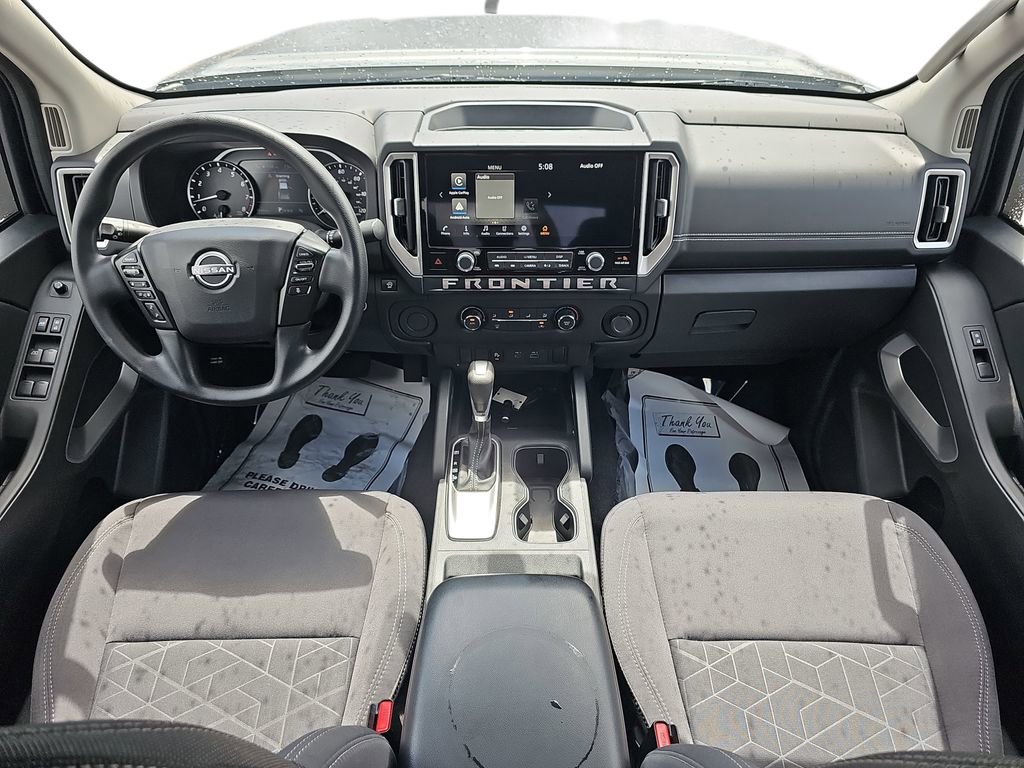 Used 2025 Nissan Frontier SV RWD image 12