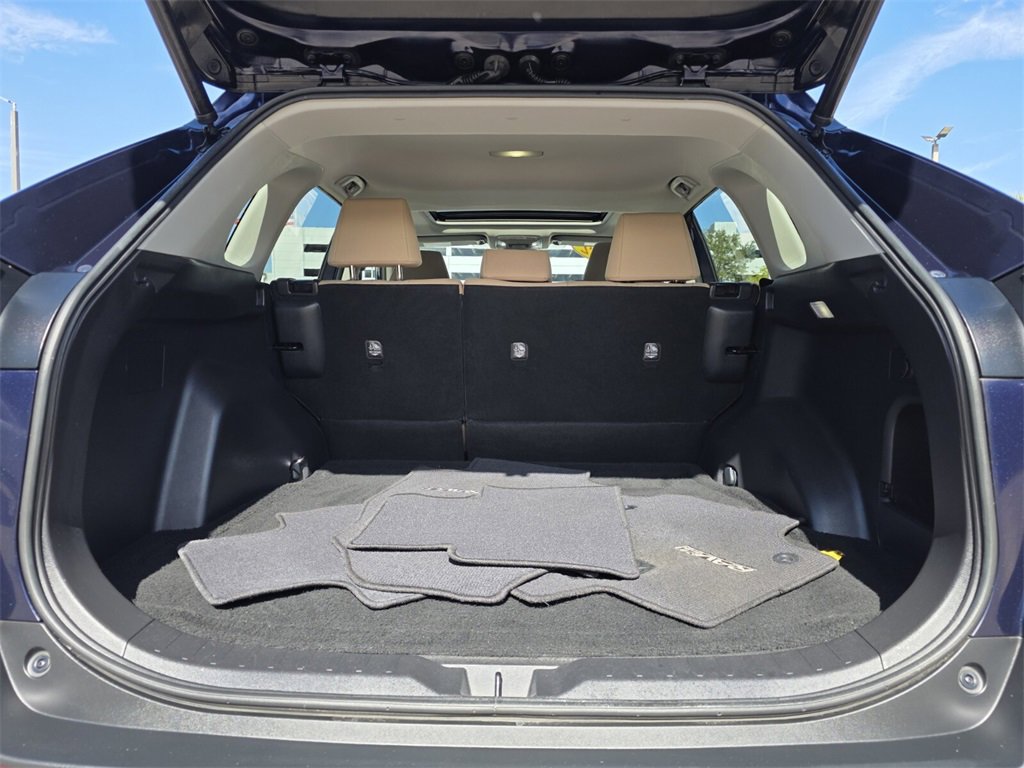 Certified 2022 Toyota RAV4 XLE w/ Convenience Package image 19
