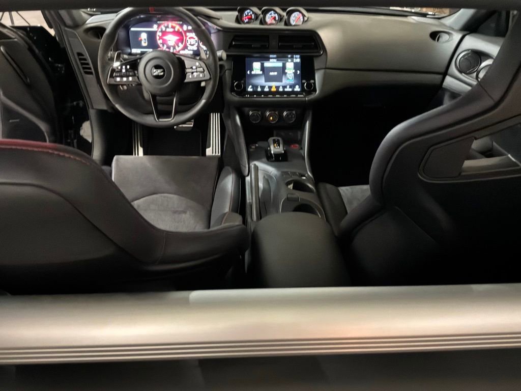 Used 2024 Nissan Z NISMO w/ Floor Mat Package image 11