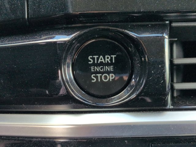 Certified 2025 Nissan Pathfinder SL image 28