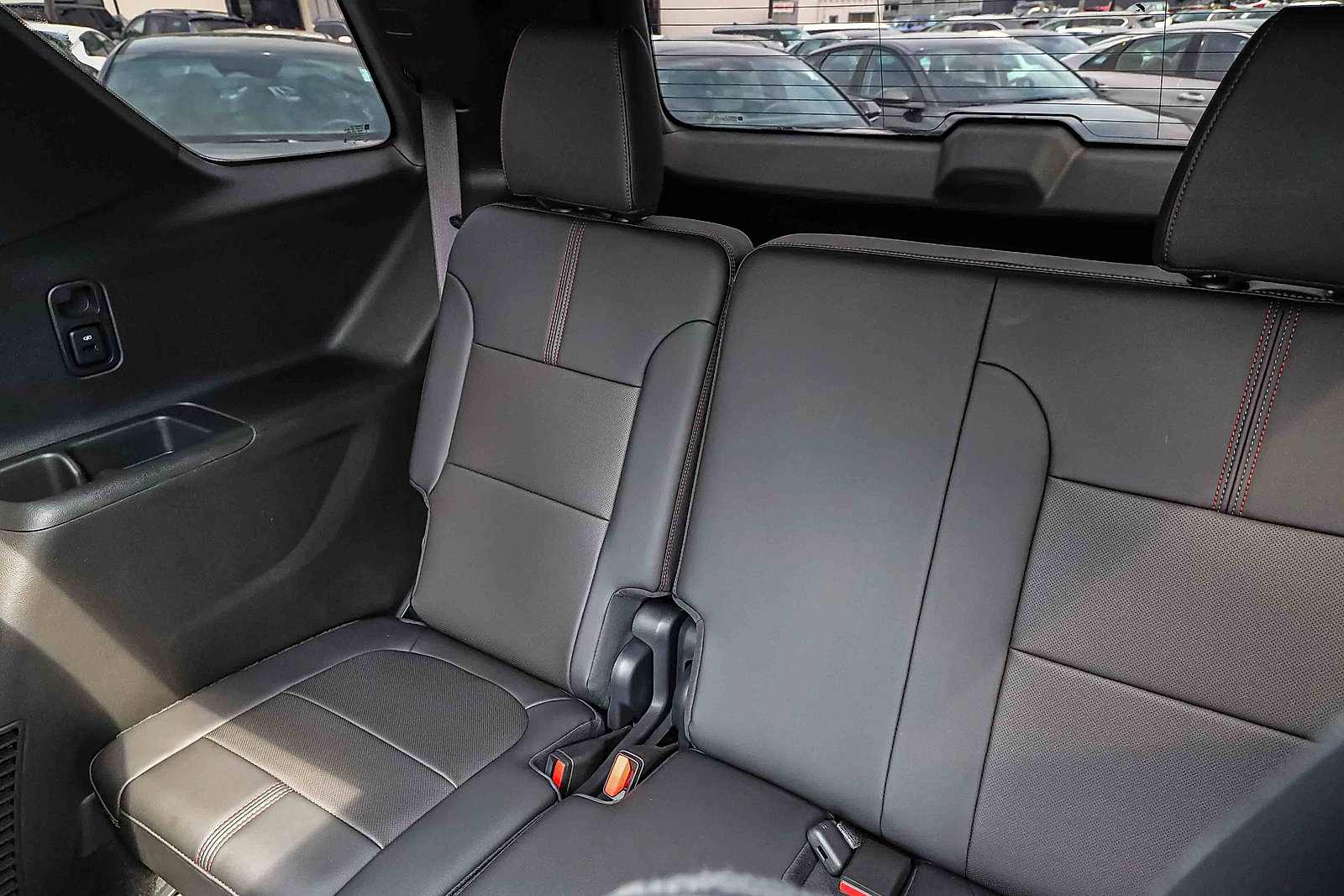 Used 2024 Chevrolet Traverse RS w/ LPO, Floor Liner Package AWD/4WD image 20