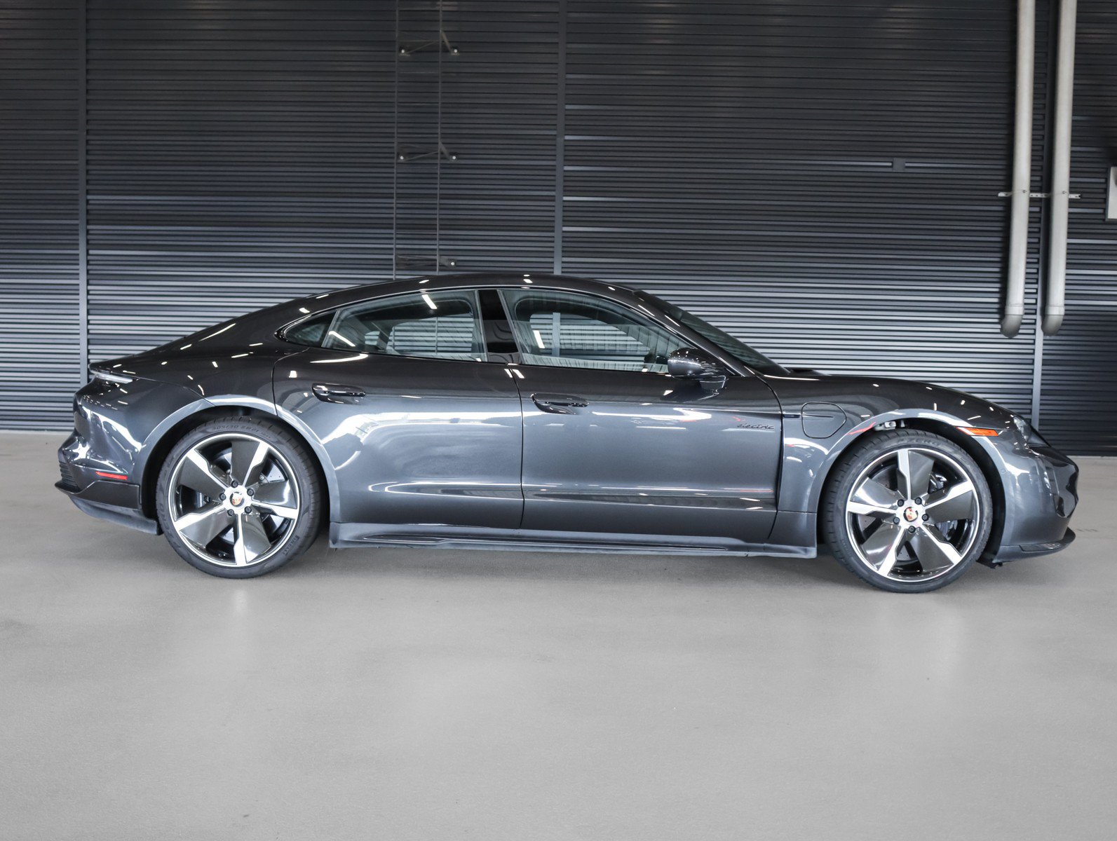 Used 2020 Porsche Taycan Turbo S AWD/4WD image 14