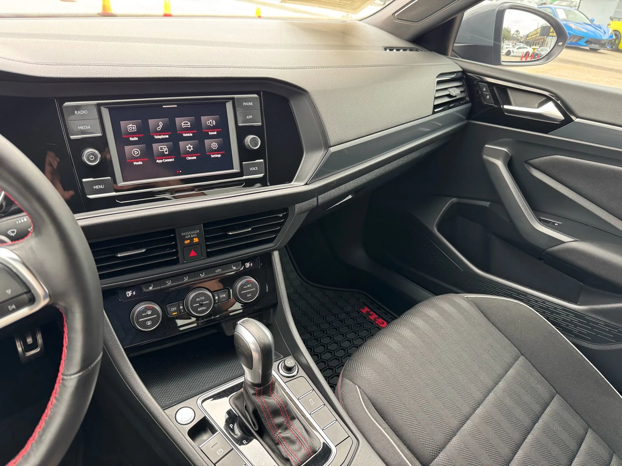 Used 2021 Volkswagen Jetta GLI image 39