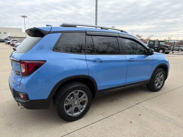 Used 2025 Honda Passport TrailSport image 5