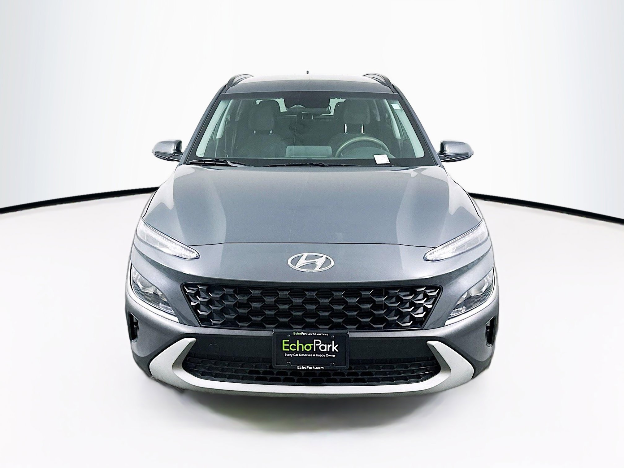 Used 2023 Hyundai Kona SEL w/ Cargo Package FWD image 2