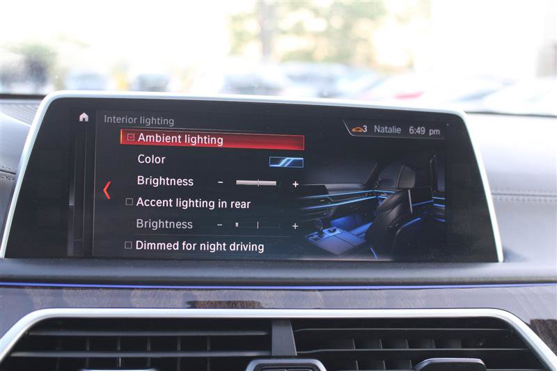 Used 2018 BMW 750i xDrive image 20