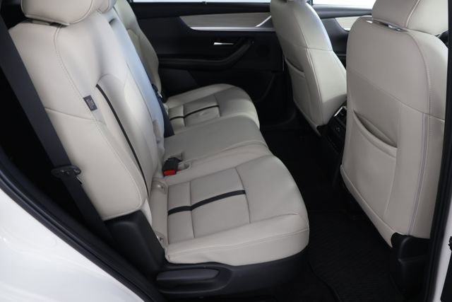 Used 2025 MAZDA CX-70 Plug-In Hybrid w/ Premium Pkg image 23