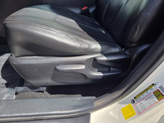 Used 2015 Toyota Highlander LE FWD image 11