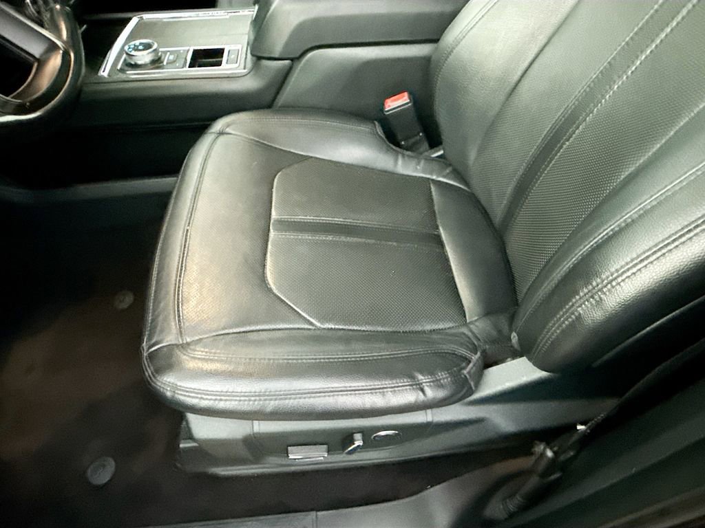Used 2020 Ford Expedition Limited RWD image 21