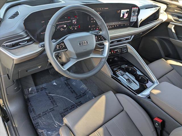 New 2025 Audi Q5 Premium AWD/4WD image 3
