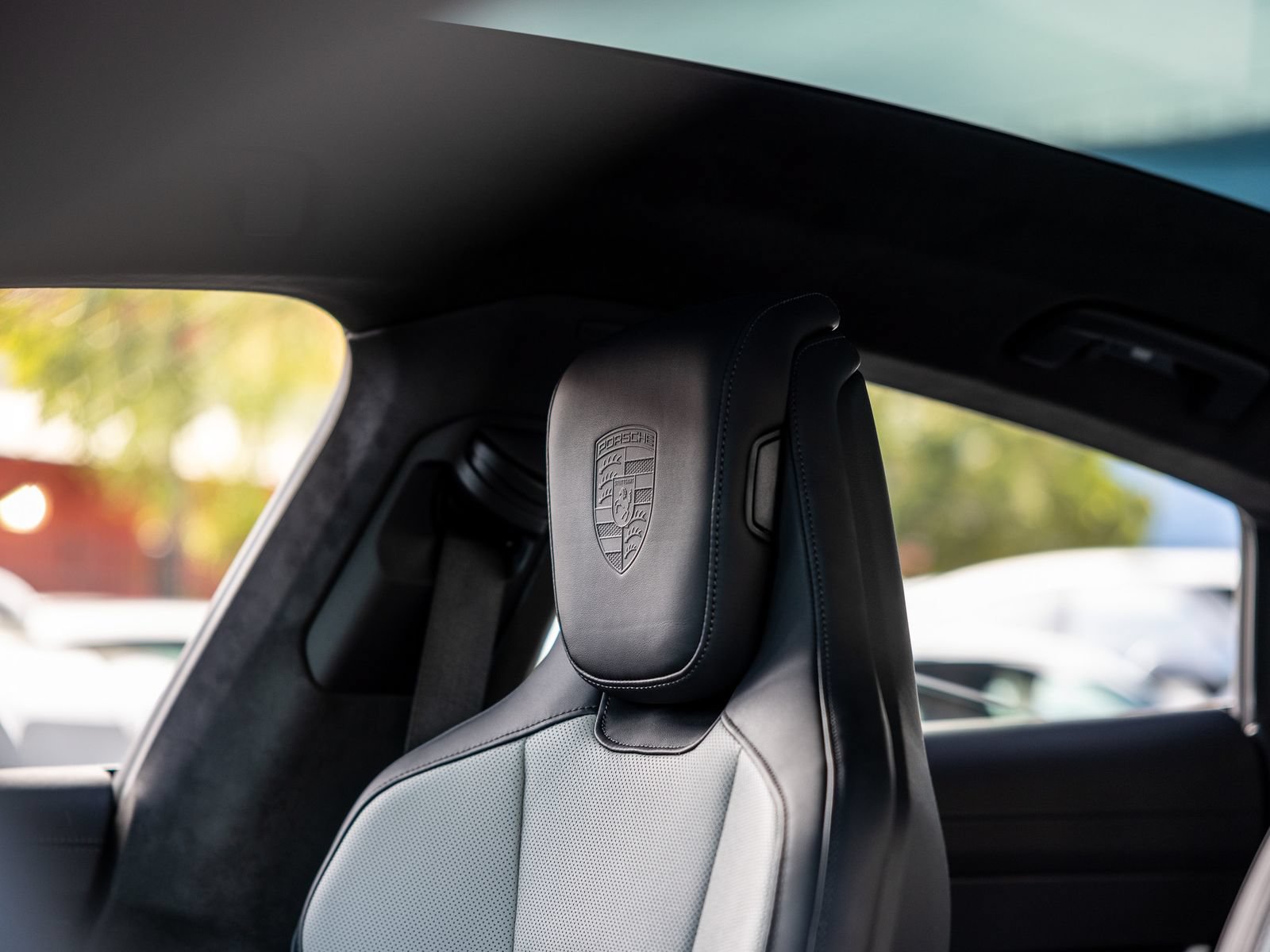 New 2026 Porsche Taycan GTS AWD/4WD image 49