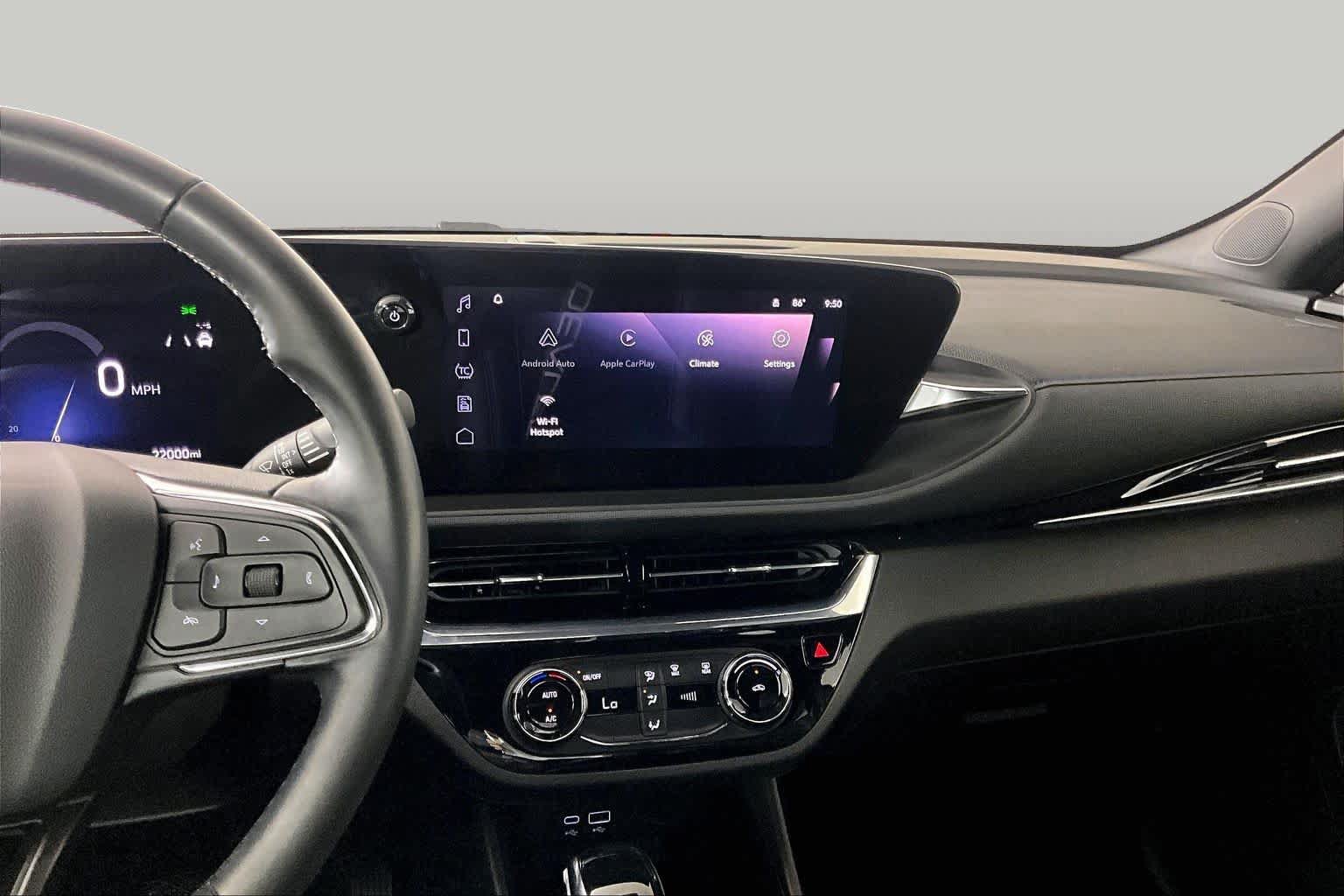 Used 2025 Buick Envista Sport Touring w/ Advanced Safety Package FWD image 7