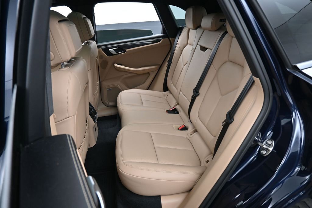 Certified 2020 Porsche Macan GTS AWD/4WD image 25