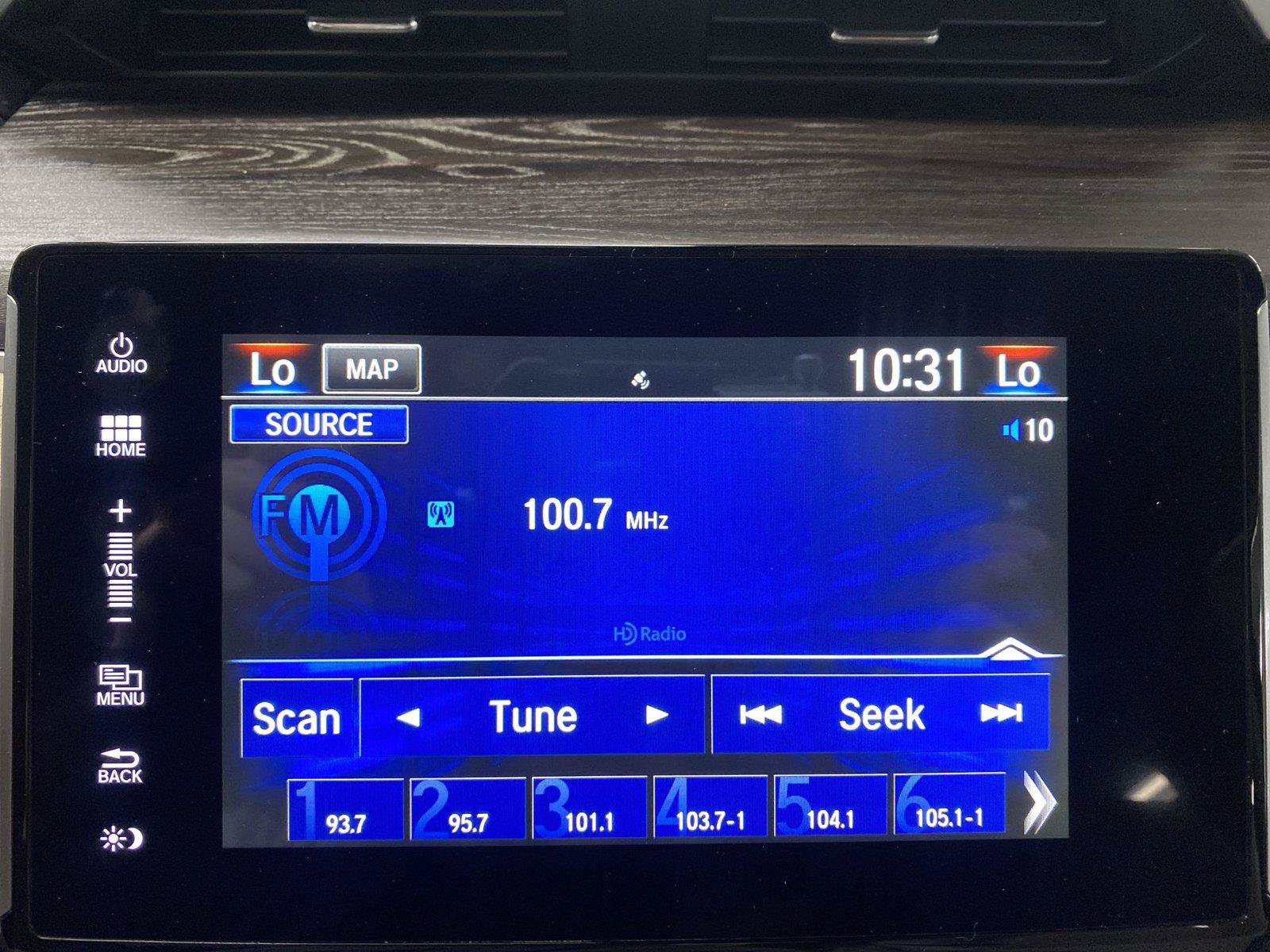Used 2018 Honda Clarity Touring image 16