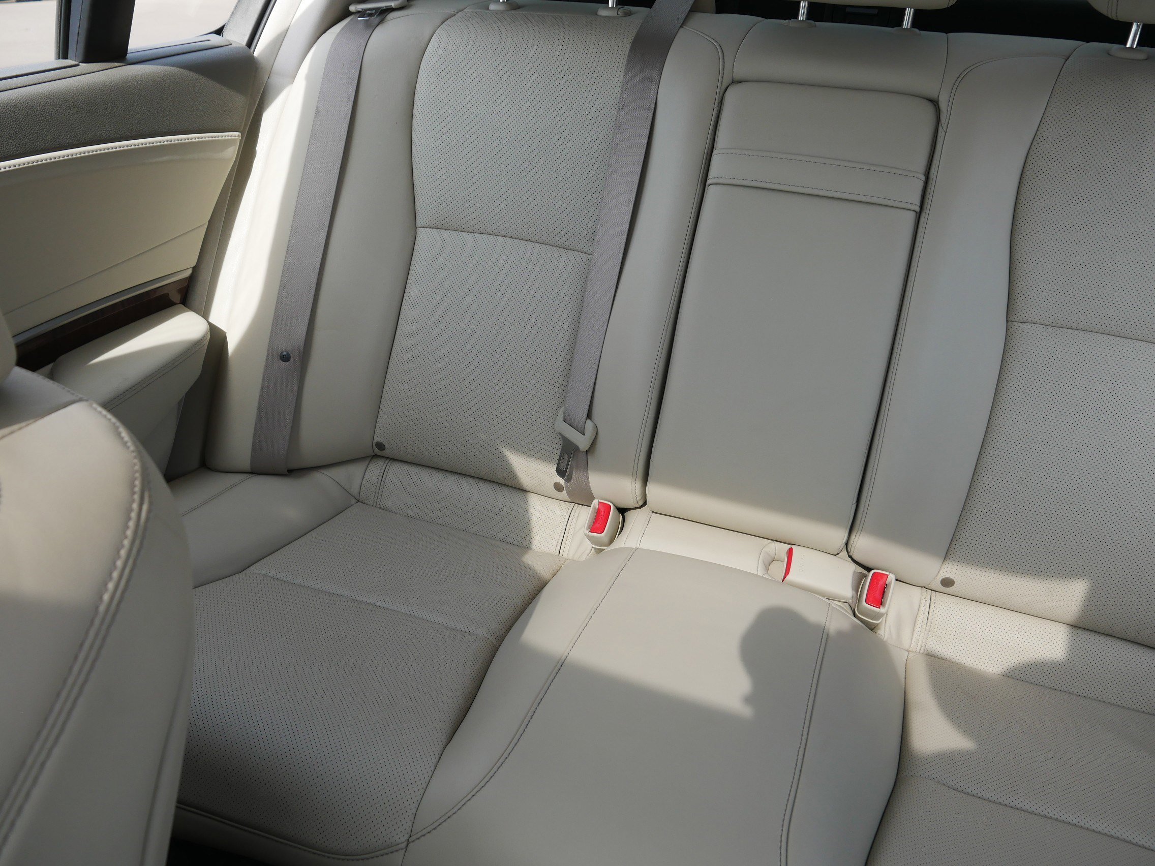 Used 2016 Acura RLX Sport Hybrid w/ Advance Pkg AWD/4WD image 12