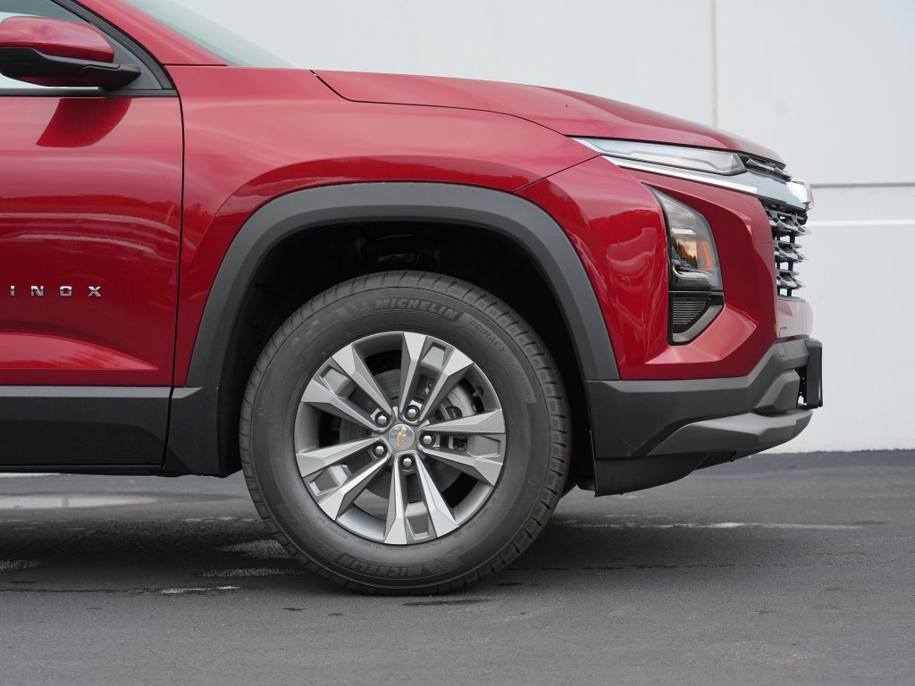 New 2027 Chevrolet Equinox LT AWD/4WD image 7