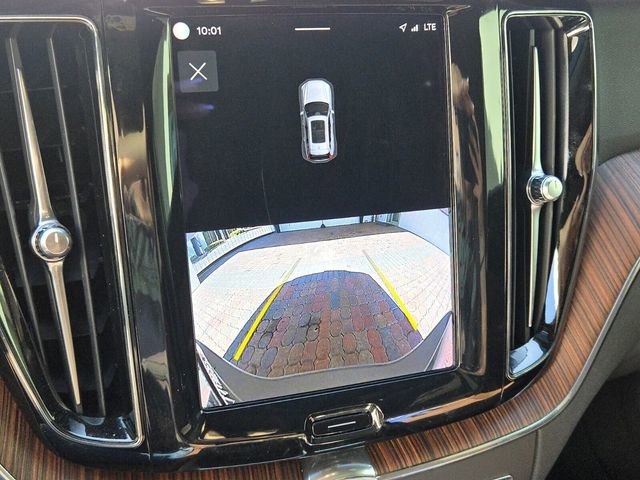 Certified 2023 Volvo XC60 B5 Plus FWD image 24
