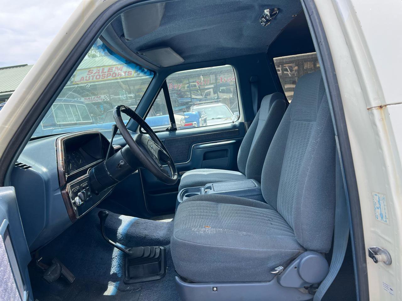 Used 1988 Ford Bronco AWD/4WD image 6