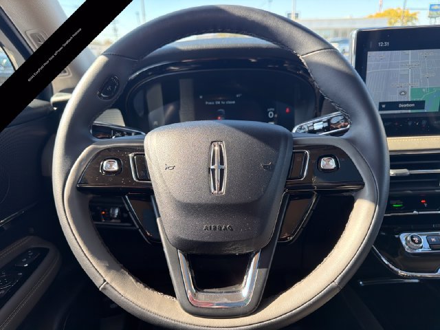 Used 2024 Lincoln Corsair AWD w/ Equipment Group 101A image 17