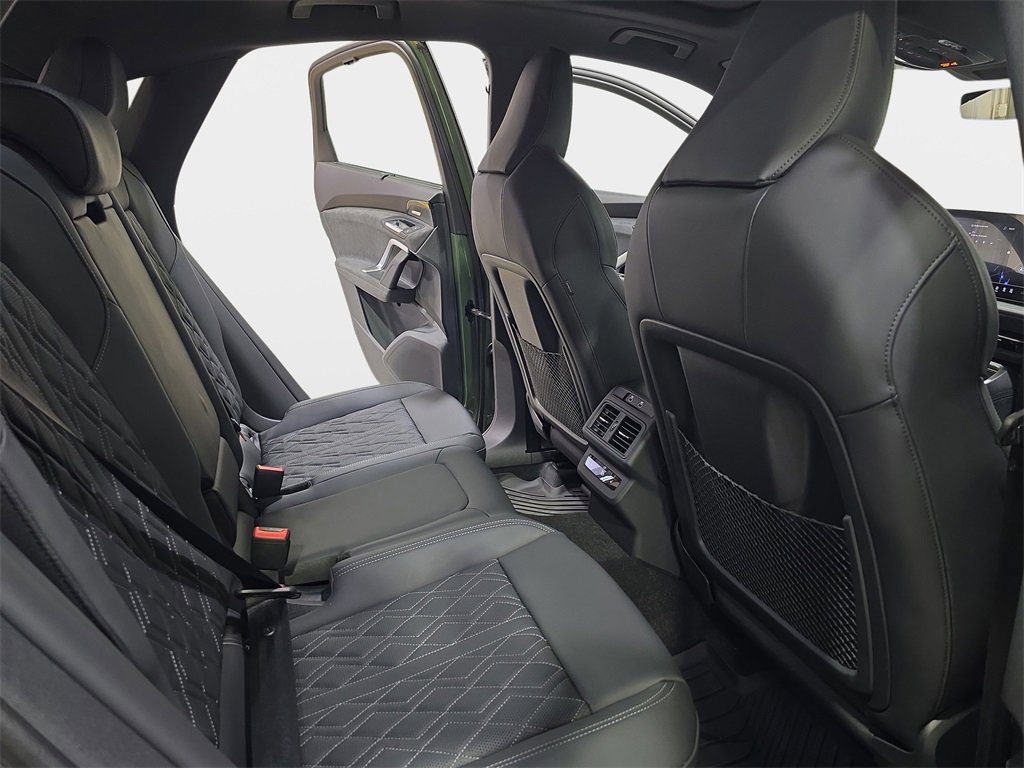 New 2025 Audi SQ5 Prestige image 11