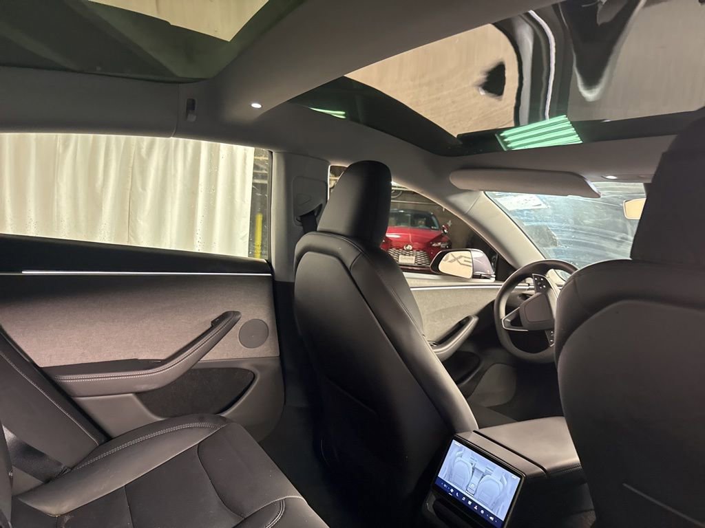 Used 2025 Tesla Model 3 Long Range image 9