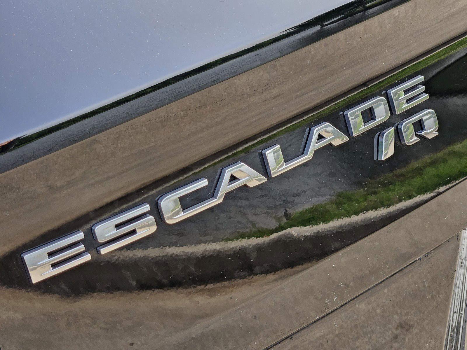 New 2025 Cadillac Escalade IQ Sport 2 AWD/4WD image 8