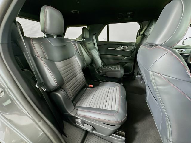 New 2026 Ford Explorer ST-Line image 29