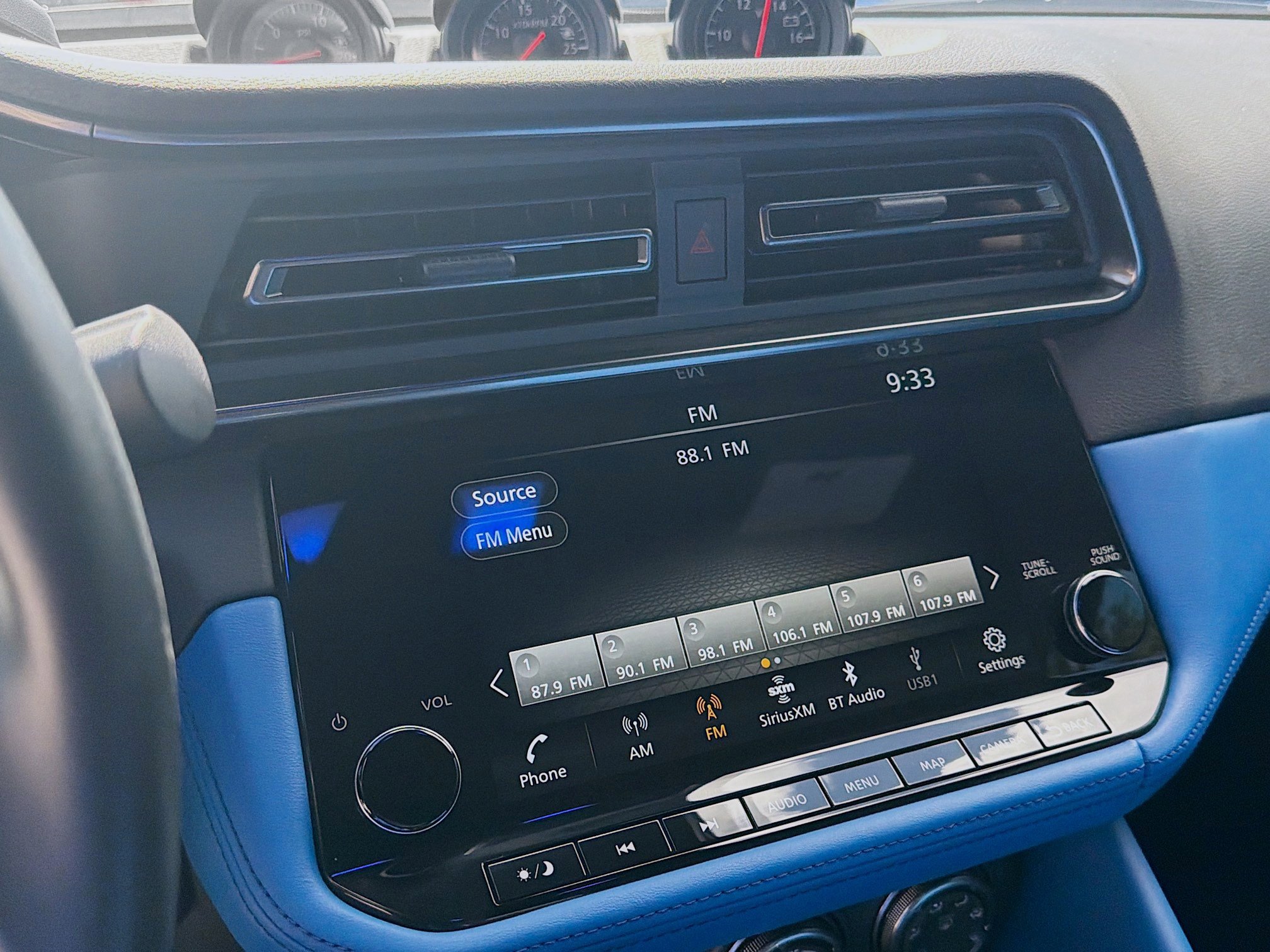 Used 2024 Nissan Z Performance w/ Floor Mat Package image 12