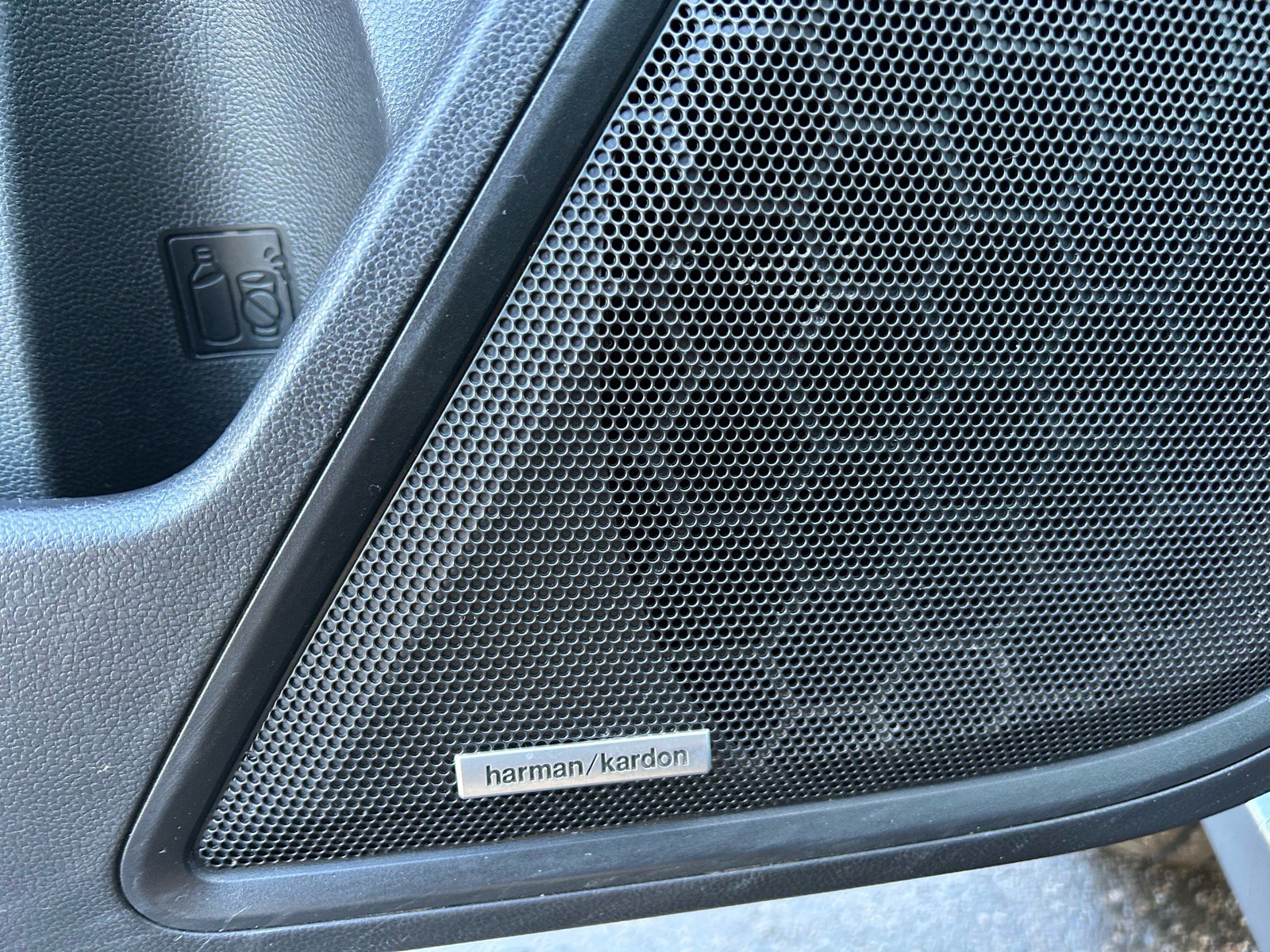 Used 2022 Subaru Outback Limited image 22