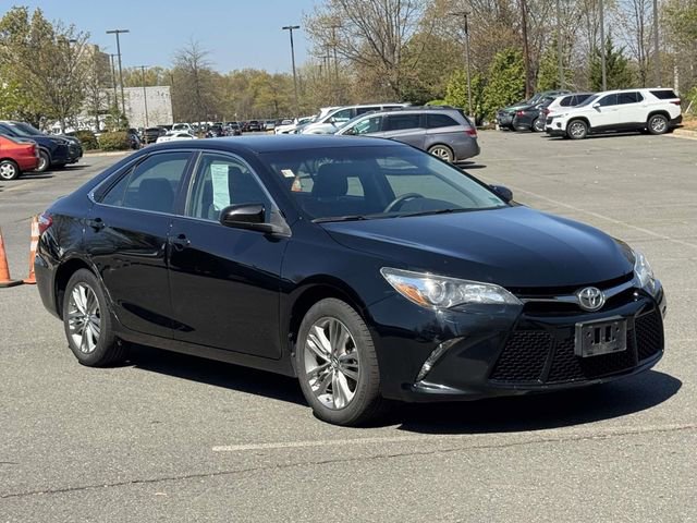 Used 2017 Toyota Camry SE