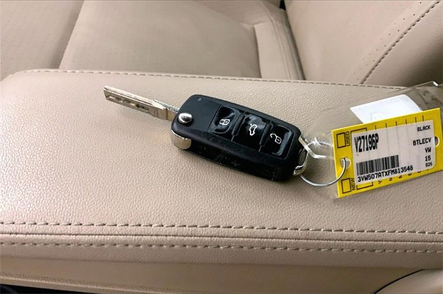 Used 2015 Volkswagen Beetle 1.8T image 11