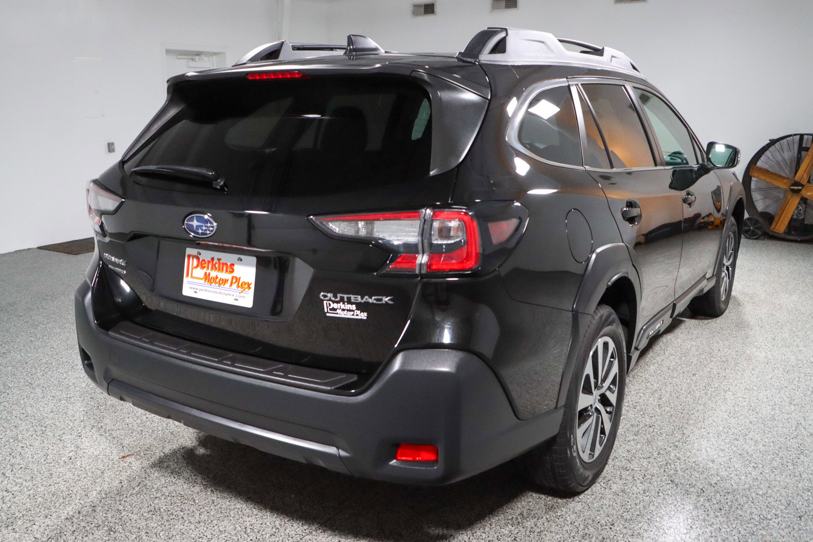 Used 2024 Subaru Outback Premium AWD/4WD image 7
