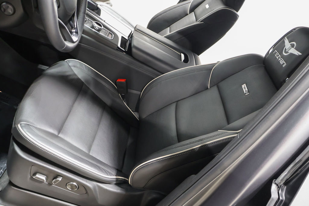 Used 2023 Cadillac Escalade Premium Luxury image 39