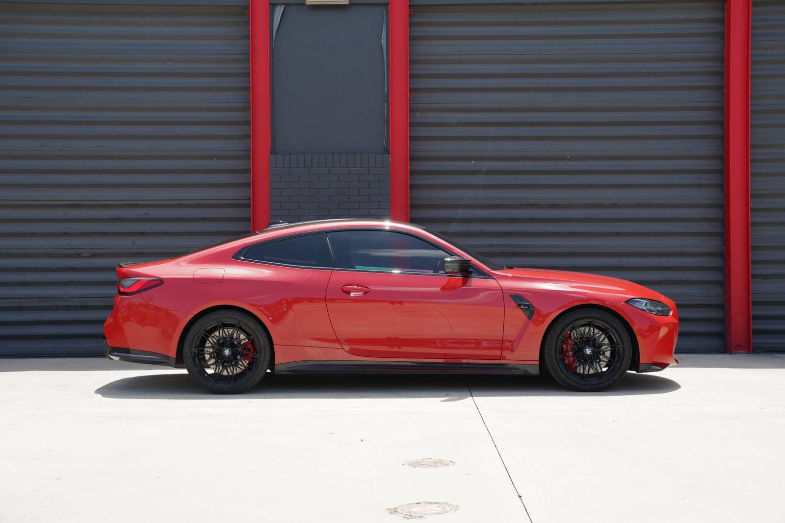 Used 2021 BMW M4 Competition w/ M Carbon Exterior Package RWD image 5