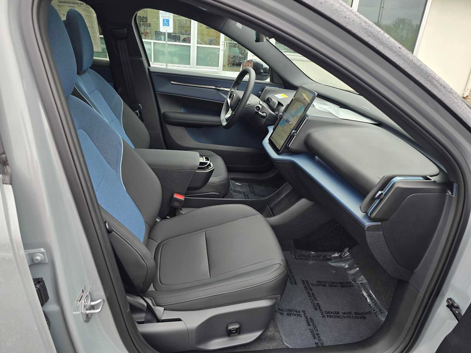 New 2026 Volvo EX30 Plus w/ Climate Package AWD/4WD image 11