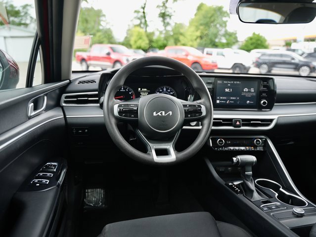 Used 2023 Kia K5 LXS image 15