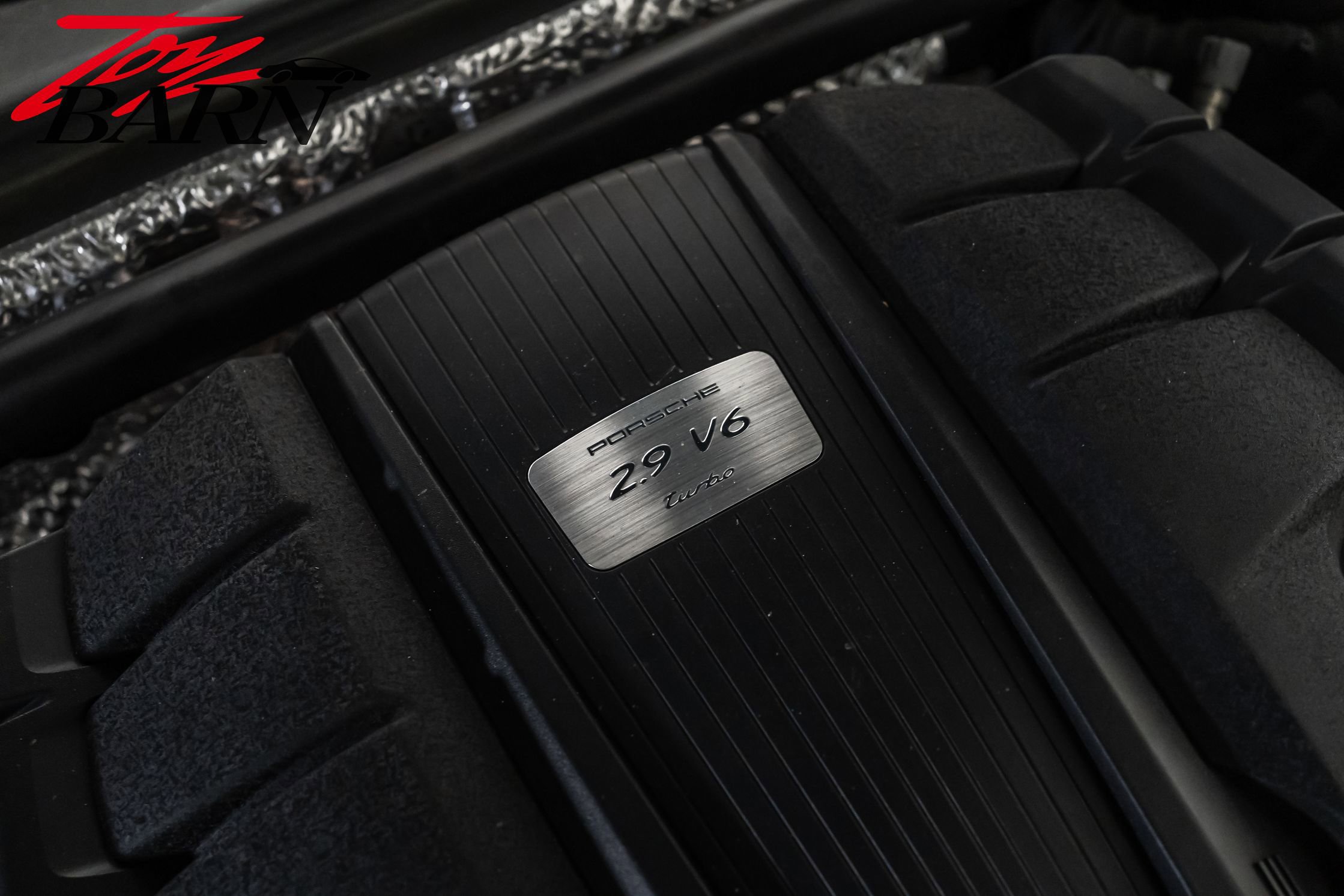 Used 2020 Porsche Macan Turbo image 56